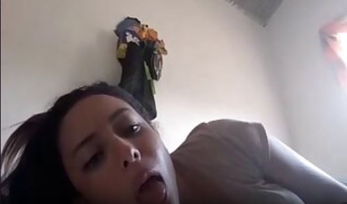 Teen girl blows fluffy Poodle in amateur zoo porn flick.mp4
