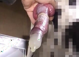 Animal jizz is the biggest reward in this scene